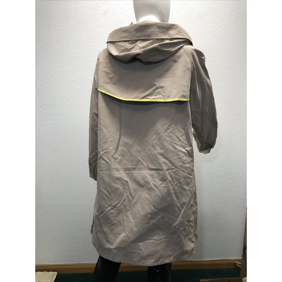 NEW- Women's Windbreaker/Rain Jacket Size Small. E - Picture 7 of 7